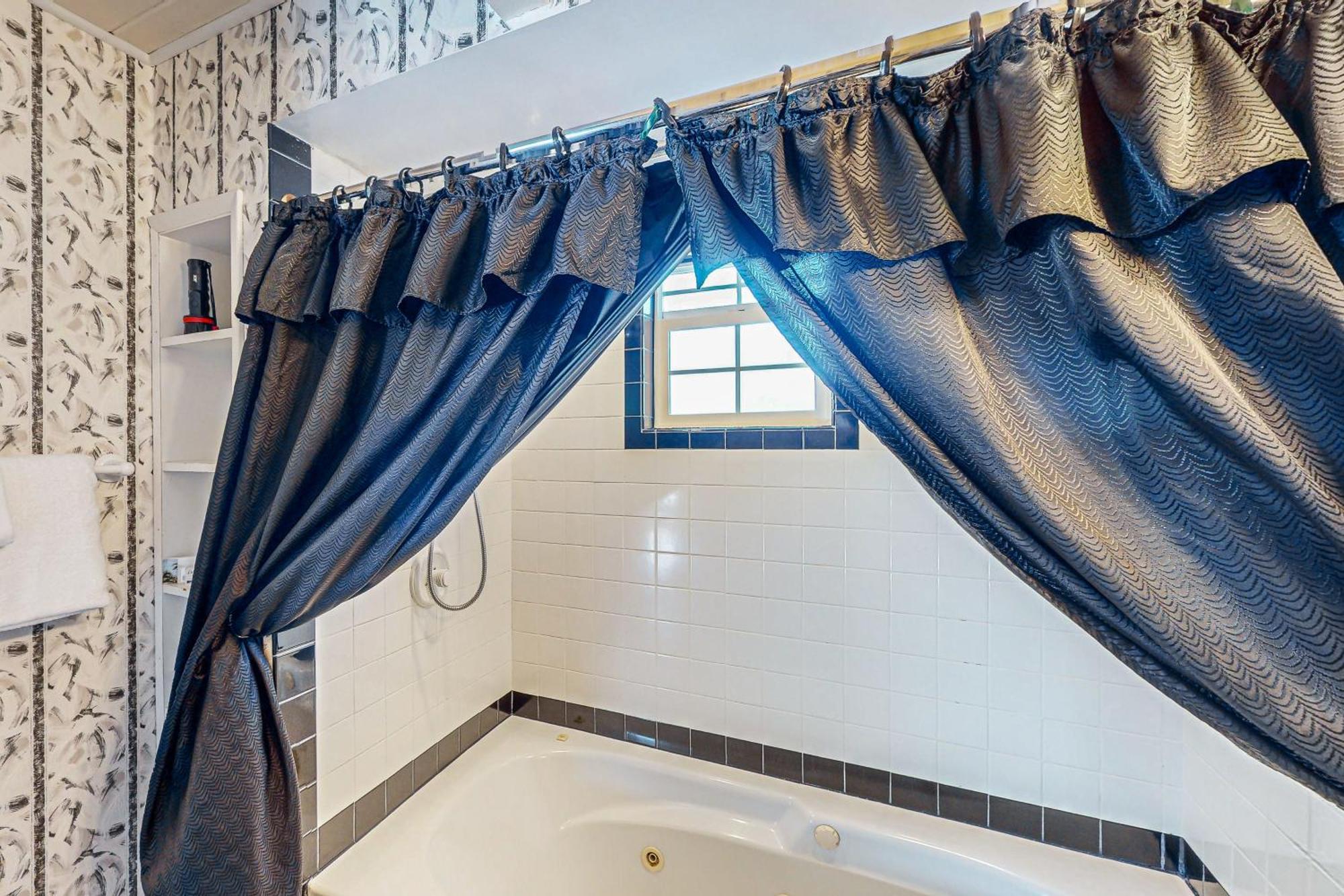 Sebastian'S Crib Condo Линкольн-Сити Экстерьер фото
