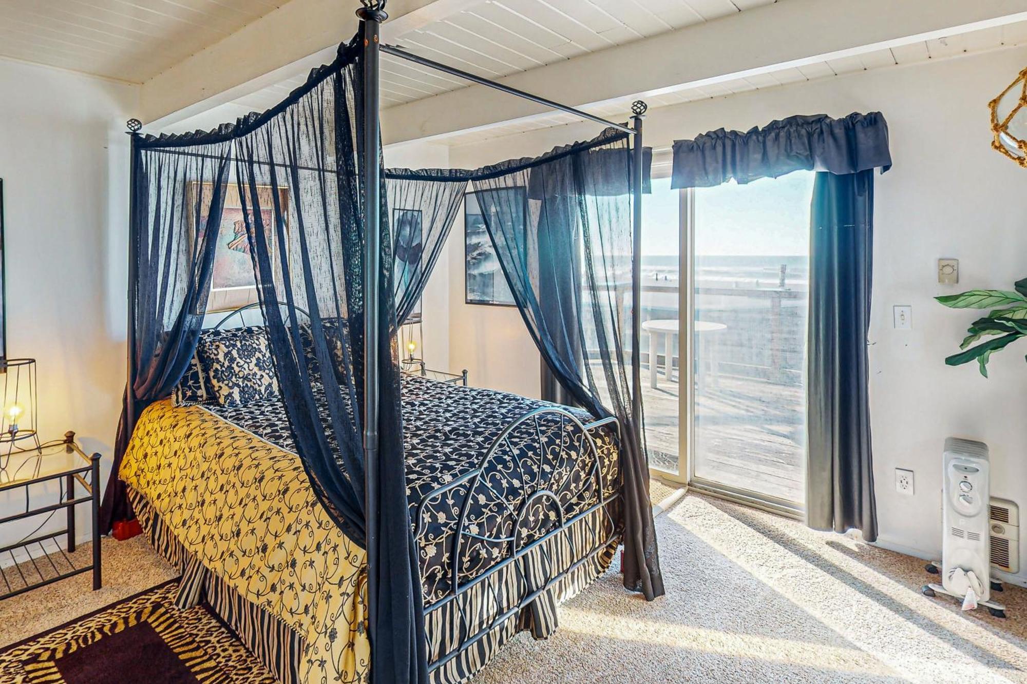 Sebastian'S Crib Condo Линкольн-Сити Экстерьер фото